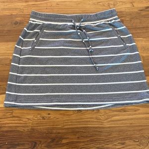 Torrid sporty pull on skirt size 0